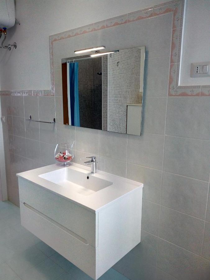Appartamento Vela Azzurra 페스키치 외부 사진